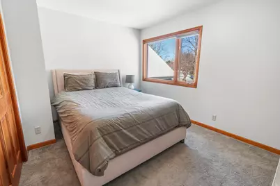 521 N Sharon Drive, Woodstock, IL 60098 - Photo 16