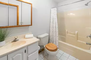 521 N Sharon Dr, Woodstock, IL 60098 - Photo 14