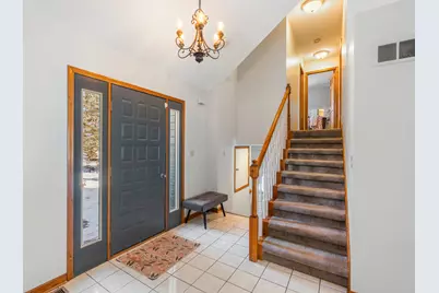 521 N Sharon Drive, Woodstock, IL 60098 - Photo 4