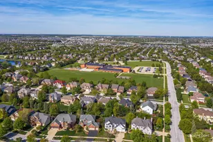 3021 Saganashkee Ln, Naperville, IL 60564 - Photo 40