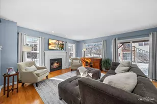 3021 Saganashkee Ln, Naperville, IL 60564 - Photo 20