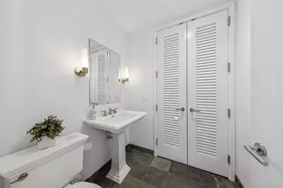 401 N Wabash Avenue #45D, Chicago, IL 60611 - Photo 8