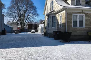 1717 S 4th St, Rockford, IL 61104 - Photo 2