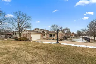 267 Center Rd, Frankfort, IL 60423 - Photo 24