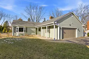 1607 Albermarle Ct, Naperville, IL 60563 - Photo 1