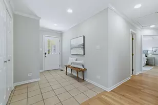 1607 Albermarle Ct, Naperville, IL 60563 - Photo 2