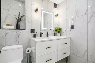 100 E Walton St, Chicago, IL 60611 - Photo 26