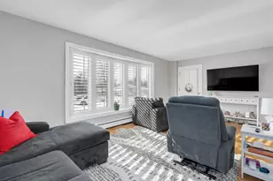 16W680 57th St, Clarendon Hills, IL 60514 - Photo 4