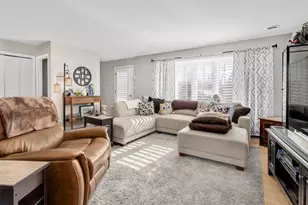 16W680 57th St, Clarendon Hills, IL 60514 - Photo 20