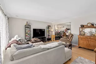 16W680 57th St, Clarendon Hills, IL 60514 - Photo 18