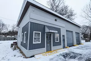 2315 S Main St, Rockford, IL 61102 - Photo 1