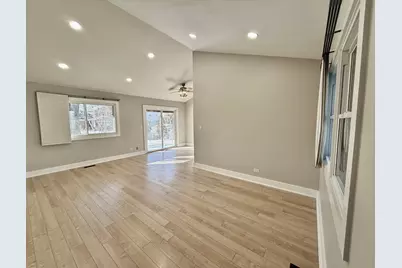 1340 Auburn Avenue, Naperville, IL 60565 - Photo 2