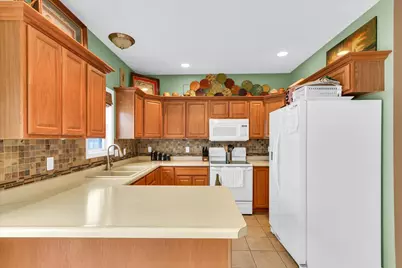 1328 West Ridge Lane, Champaign, IL 61822 - Photo 18