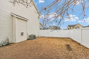 1328 W Ridge Ln, Champaign, IL 61822 - Photo 36