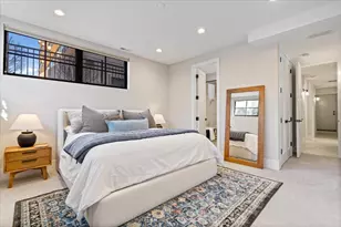 1833 N Larrabee St, Chicago, IL 60614 - Photo 24