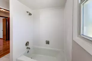 10864 Liberty Grove Dr, Willow Springs, IL 60480 - Photo 16