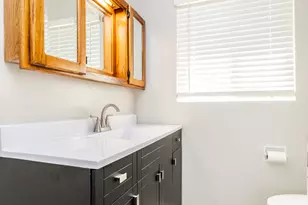 214 N Hunter St, Thornton, IL 60476 - Photo 16