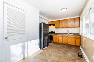 709 163rd St, Calumet City, IL 60409 - Photo 6