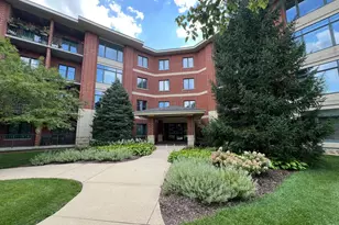 855 E 22nd St, Lombard, IL 60148 - Photo 1