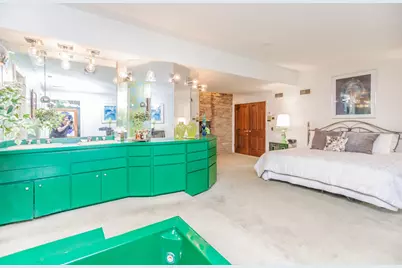 8080 Wolf Road, Burr Ridge, IL 60527 - Photo 36