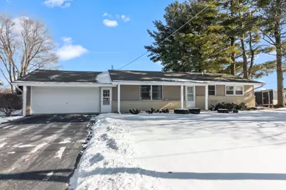 304 S State Street, Poplar Grove, IL 61065 - Photo 1