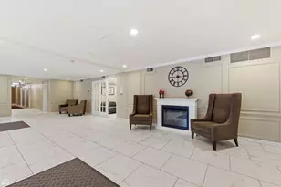 2909 N Sheridan Rd, Chicago, IL 60657 - Photo 14
