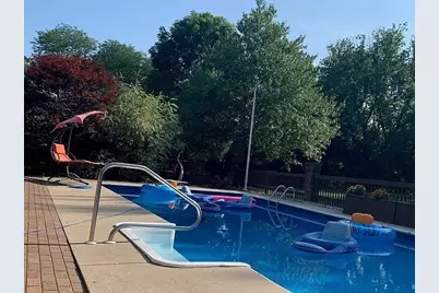 7940 Wolf Road, Burr Ridge, IL 60527 - Photo 40