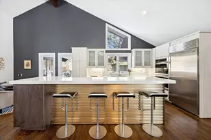 7940 Wolf Rd, Burr Ridge, IL 60527 - Photo 8