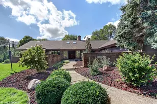 7940 Wolf Rd, Burr Ridge, IL 60527 - Photo 2
