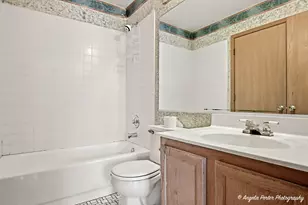 [Address not provided], Mundelein, IL 60060 - Photo 20