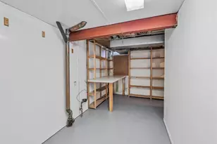 1986 Brighton Ln, Hoffman Estates, IL 60169 - Photo 26