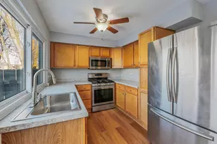 1986 Brighton Ln, Hoffman Estates, IL 60169 - Photo 10