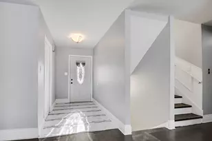 249 Milburn Ave, Crete, IL 60417 - Photo 2