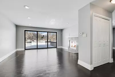 249 Milburn Avenue, Crete, IL 60417 - Photo 4