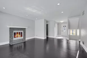 249 Milburn Ave, Crete, IL 60417 - Photo 6