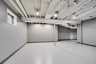 249 Milburn Ave, Crete, IL 60417 - Photo 36