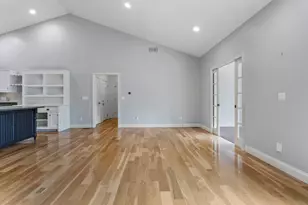 2410 Wendover Pl, Champaign, IL 61822 - Photo 14