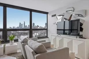 360 E Randolph St, Chicago, IL 60601 - Photo 14