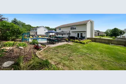 1850 Indian Springs Court, Freeport, IL 61032 - Photo 32