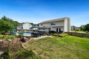 1850 Indian Springs Ct, Freeport, IL 61032 - Photo 32