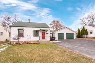 1818 E Washington St, Joliet, IL 60433 - Photo 2