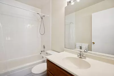 351 Park Ridge Lane #D, Aurora, IL 60504 - Photo 18