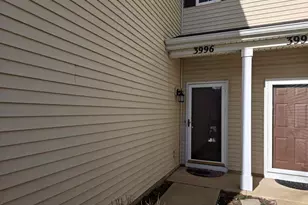 3996 Blackstone Dr, Aurora, IL 60504 - Photo 2