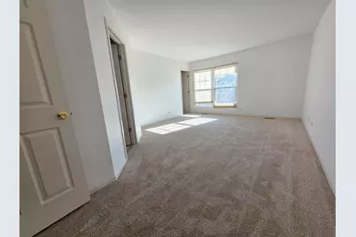 3996 Blackstone Drive, Aurora, IL 60504 - Photo 12