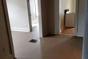 609 W Cottonwood St, Freeport, IL 61032 - Photo 10