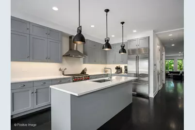 2922 N Sheffield Avenue #3, Chicago, IL 60657 - Photo 10