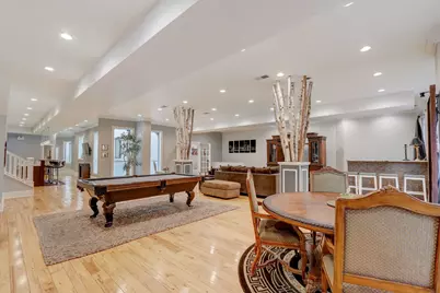 22 W Ontario Street #400, Chicago, IL 60654 - Photo 4