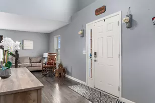 1802 Oxford Way, Joliet, IL 60431 - Photo 2