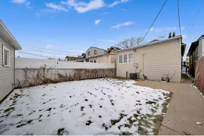 [Address not provided], Chicago, IL 60629 - Photo 16