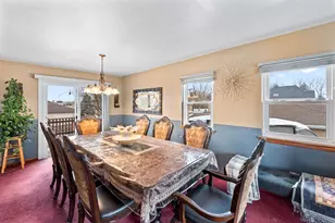 8111 W 91st St, Hickory Hills, IL 60457 - Photo 6